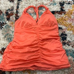 Women’s Athleta baiting suit tankini top